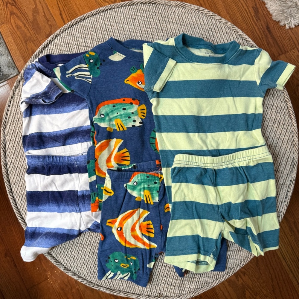 Carter's Short Pajama Set - 18 months